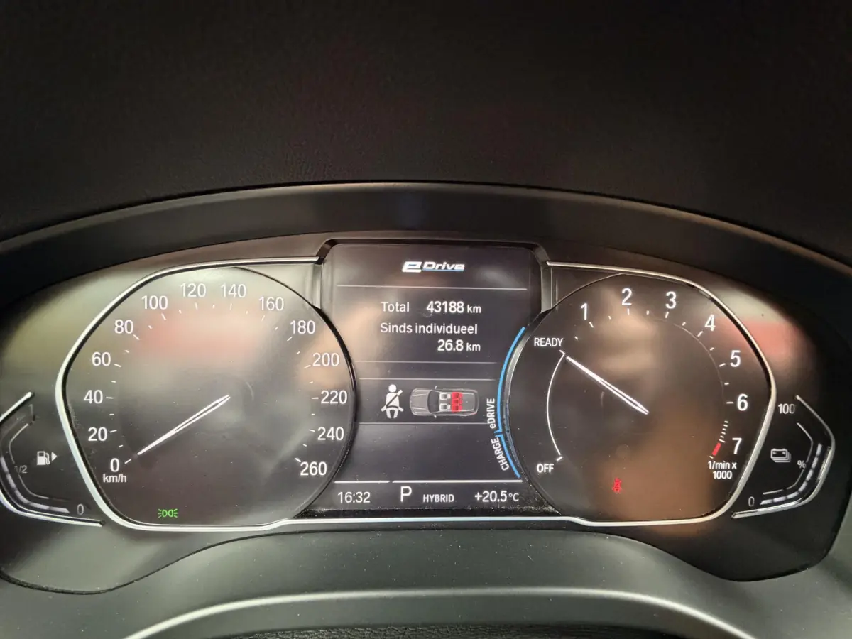 xDrive30e Shadow Line