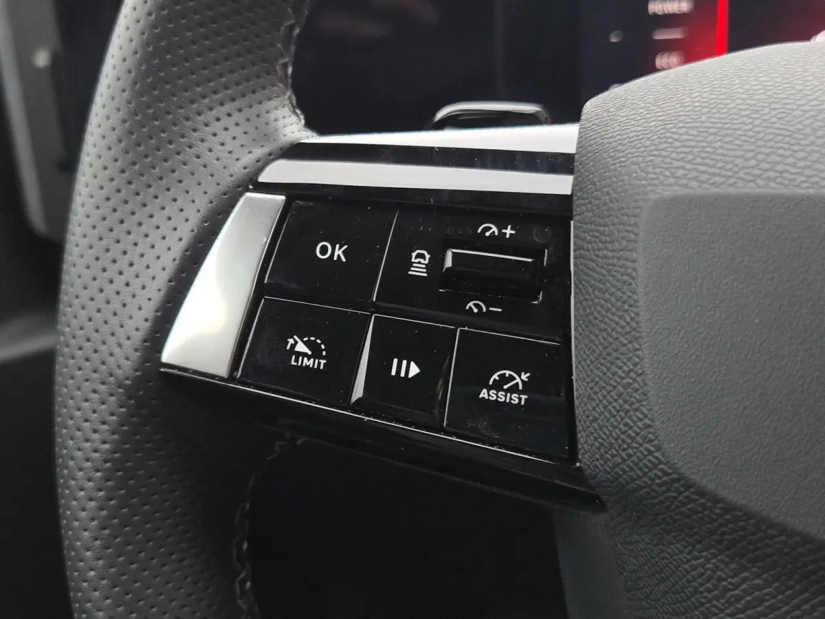 1.2 Turbo Hybrid GS 360* Camera | Stoel+Stuur+Voorruitverwarming | Keyless | Head-up display | Matrix LED | Full map navigatie | Carplay/android auto | Adaptive CC |