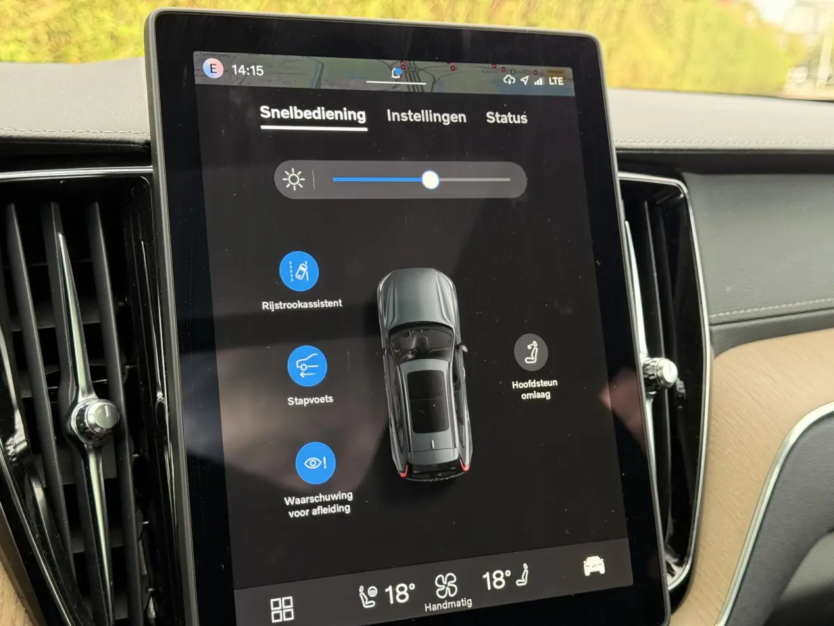 T6 Plug-in hybrid AWD Ultra Dark | Panodak | Trekhaak |