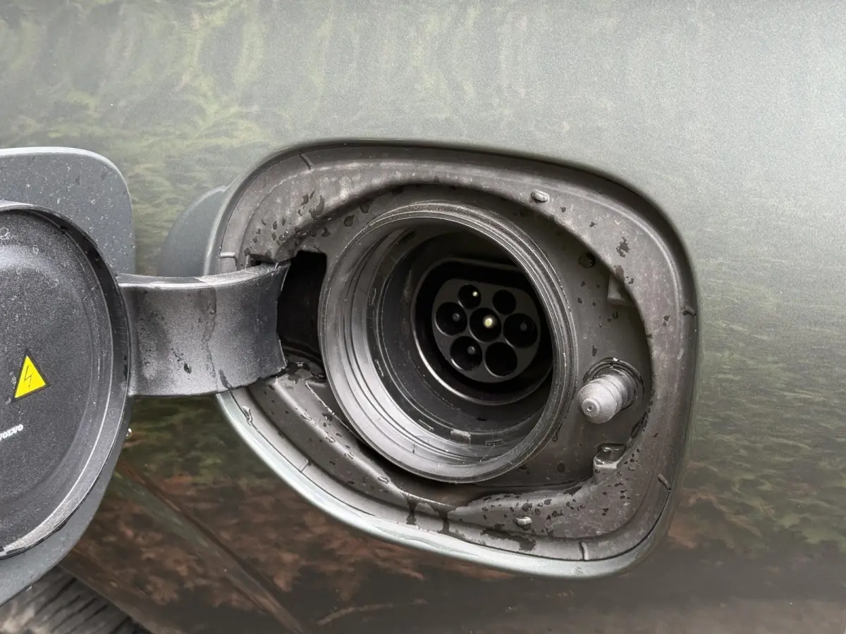 T6 Plug-in hybrid AWD Ultra Dark | Panodak | Trekhaak |