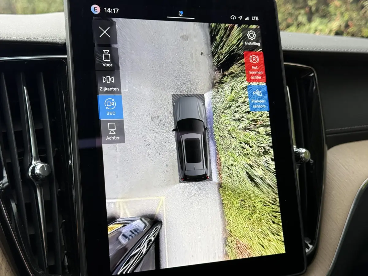 T6 Plug-in hybrid AWD Ultra Dark | Panodak | Trekhaak |