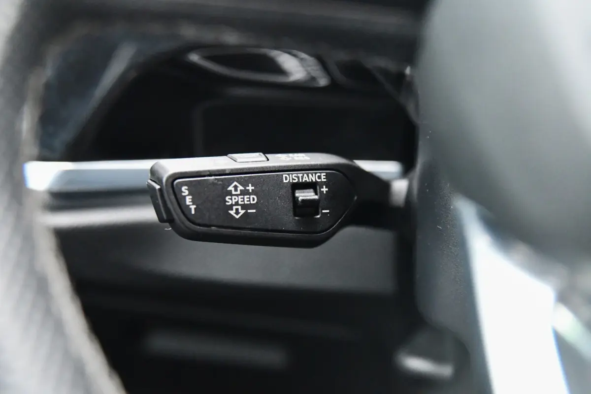 45 TFSI e 3x S-Line, Sonos, ACC, 360, Keyless, Black, Matrix, Ambiente, 20"!