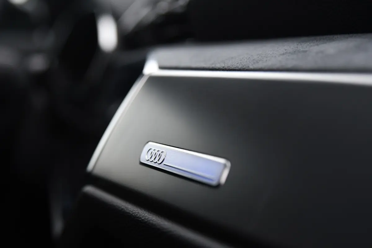 45 TFSI e 3x S-Line, Sonos, ACC, 360, Keyless, Black, Matrix, Ambiente, 20"!