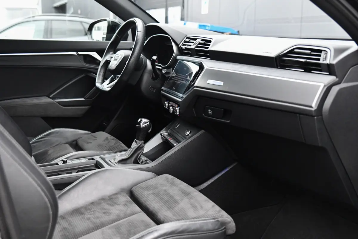 45 TFSI e 3x S-Line, Sonos, ACC, 360, Keyless, Black, Matrix, Ambiente, 20"!