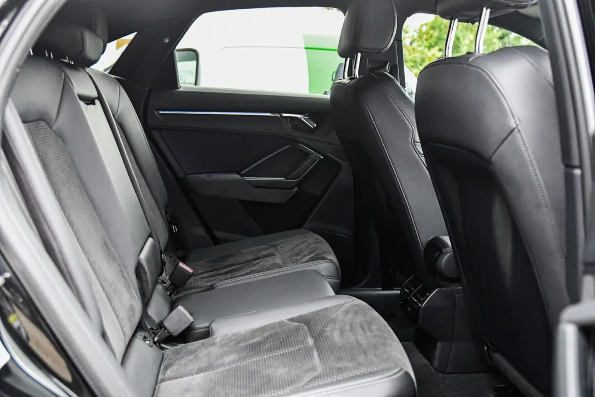 45 TFSI e 3x S-Line, Sonos, ACC, 360, Keyless, Black, Matrix, Ambiente, 20"!