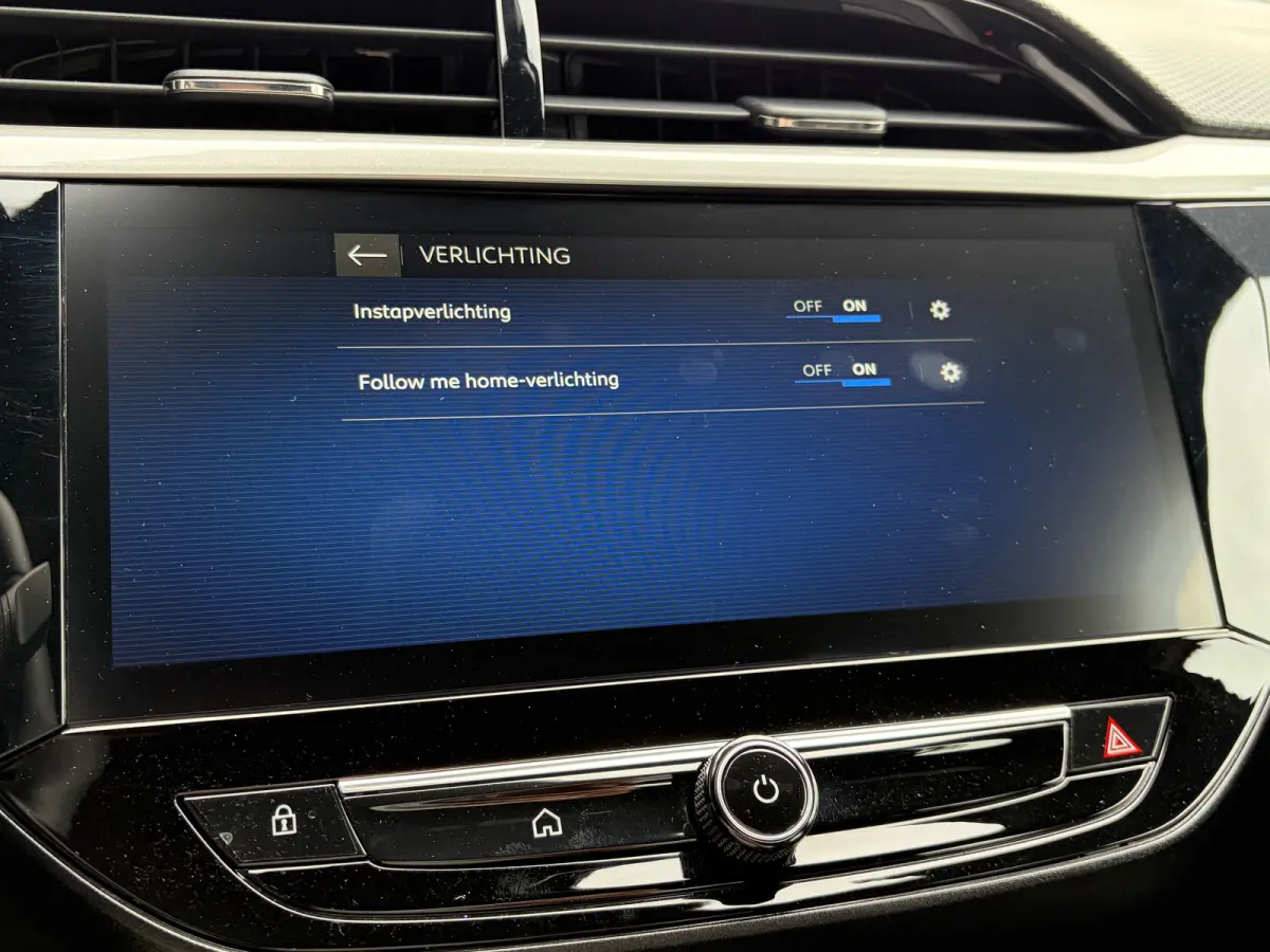 1.2 Turbo Hybrid 110 PK GS | DODEHOEK DETECTIE| CAMERA + PARKEERSENSOREN| APPLE CARPLAY/ANDROID AUTO| LED| DAB| SPORTSTOELEN| 16"LM-VELGEN| EERSTE EIGENAAR|