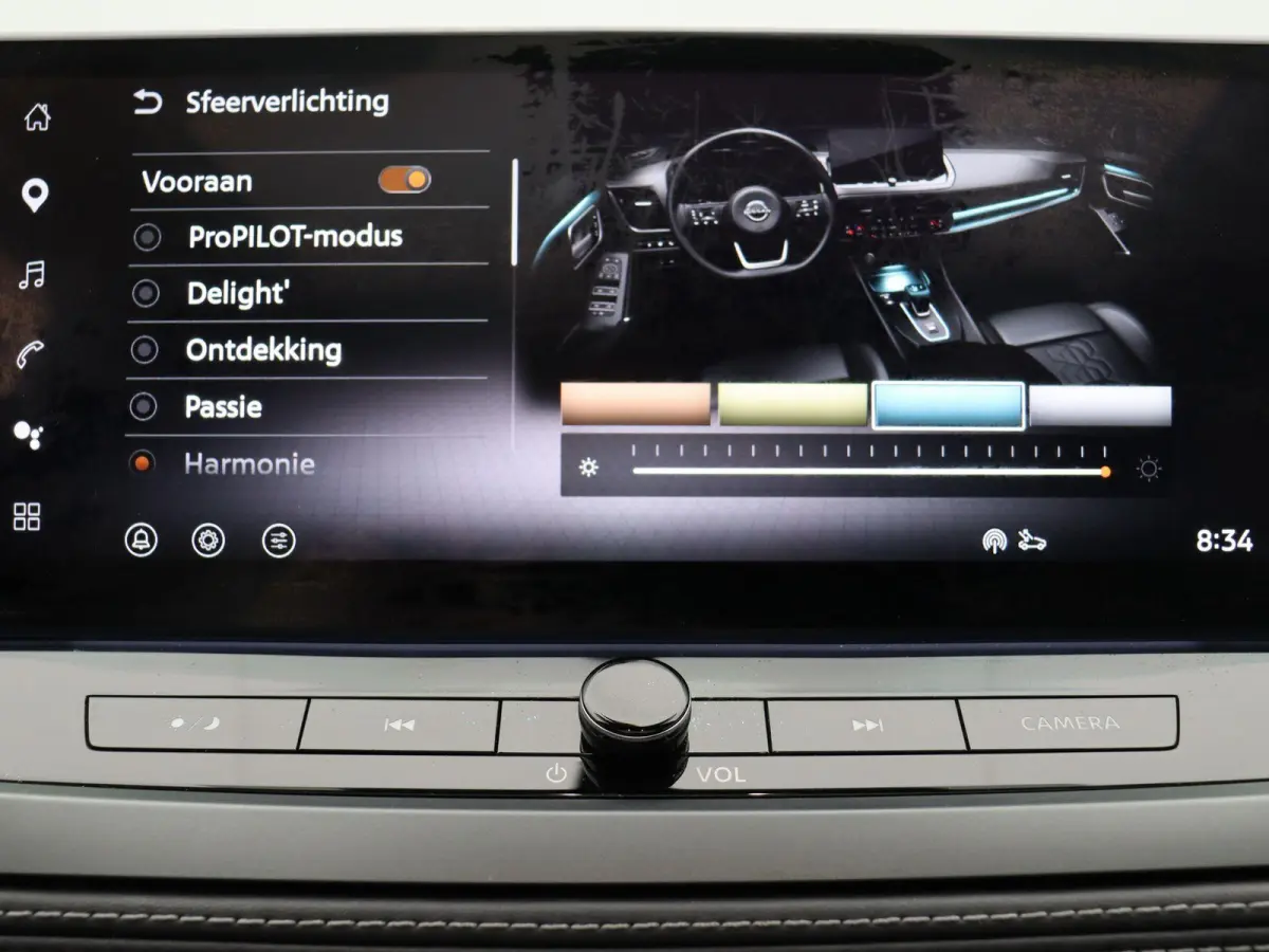 1.5 e-Power N-Connecta | Rondomzicht camera | Dodehoek detectie | Climate control | Stoel, stuur en voorruitverwarming | Panoramadak | Google maps |