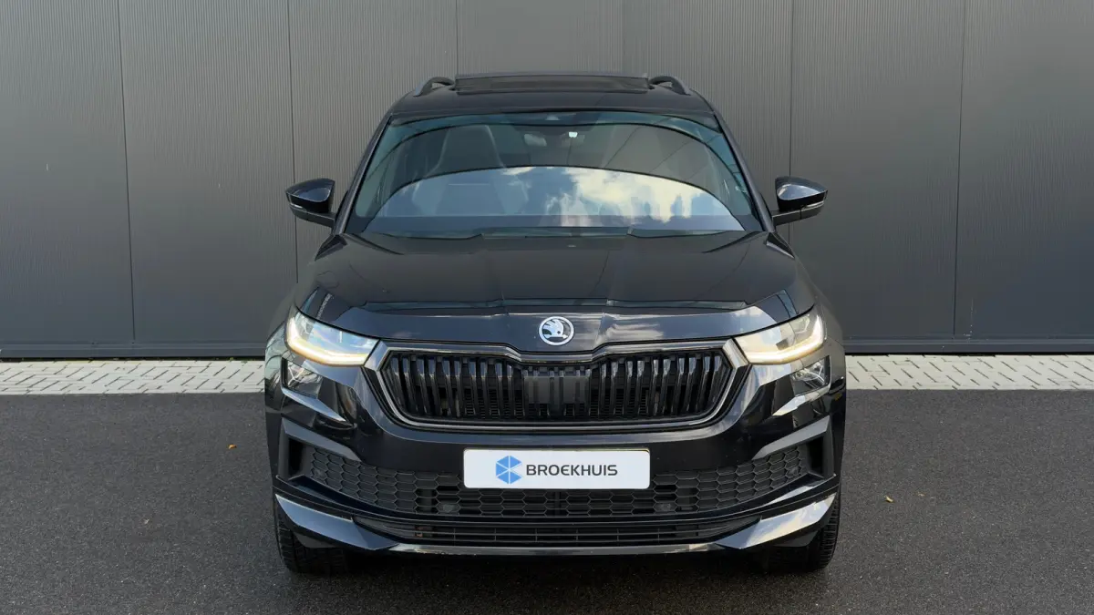 150pk 1.5 TSI Sportline Business | Panoramadak | Trekhaak | Adaptive Cruise | Keyless | Alcantara Stoelbekleding | 20" |