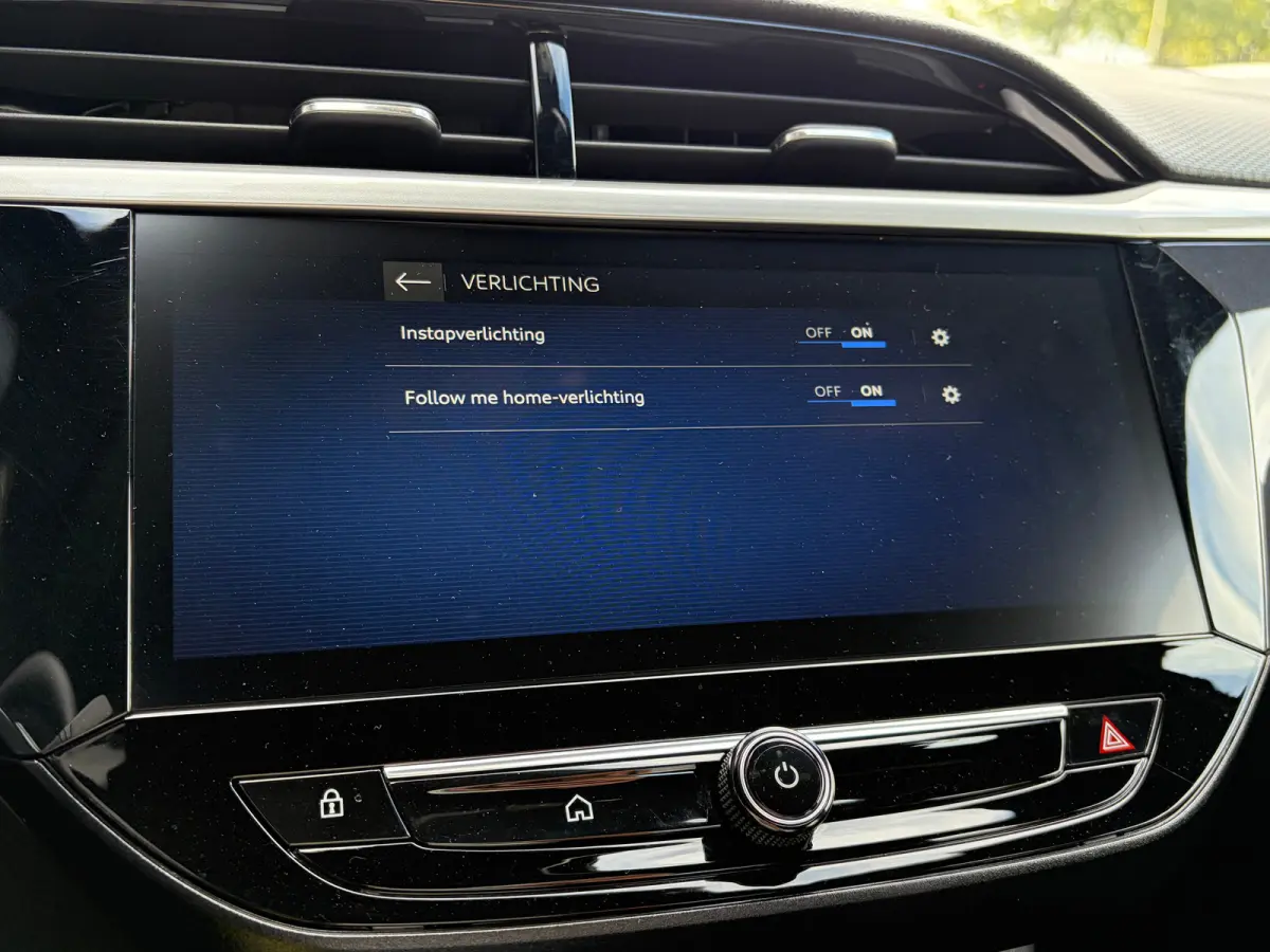 1.2 Turbo Hybrid 110 PK GS | DODEHOEK DETECTIE| CAMERA + PARKEERSENSOREN| APPLE CARPLAY/ANDROID AUTO| LED| DAB| SPORTSTOELEN| 16"LM-VELGEN| EERSTE EIGENAAR|