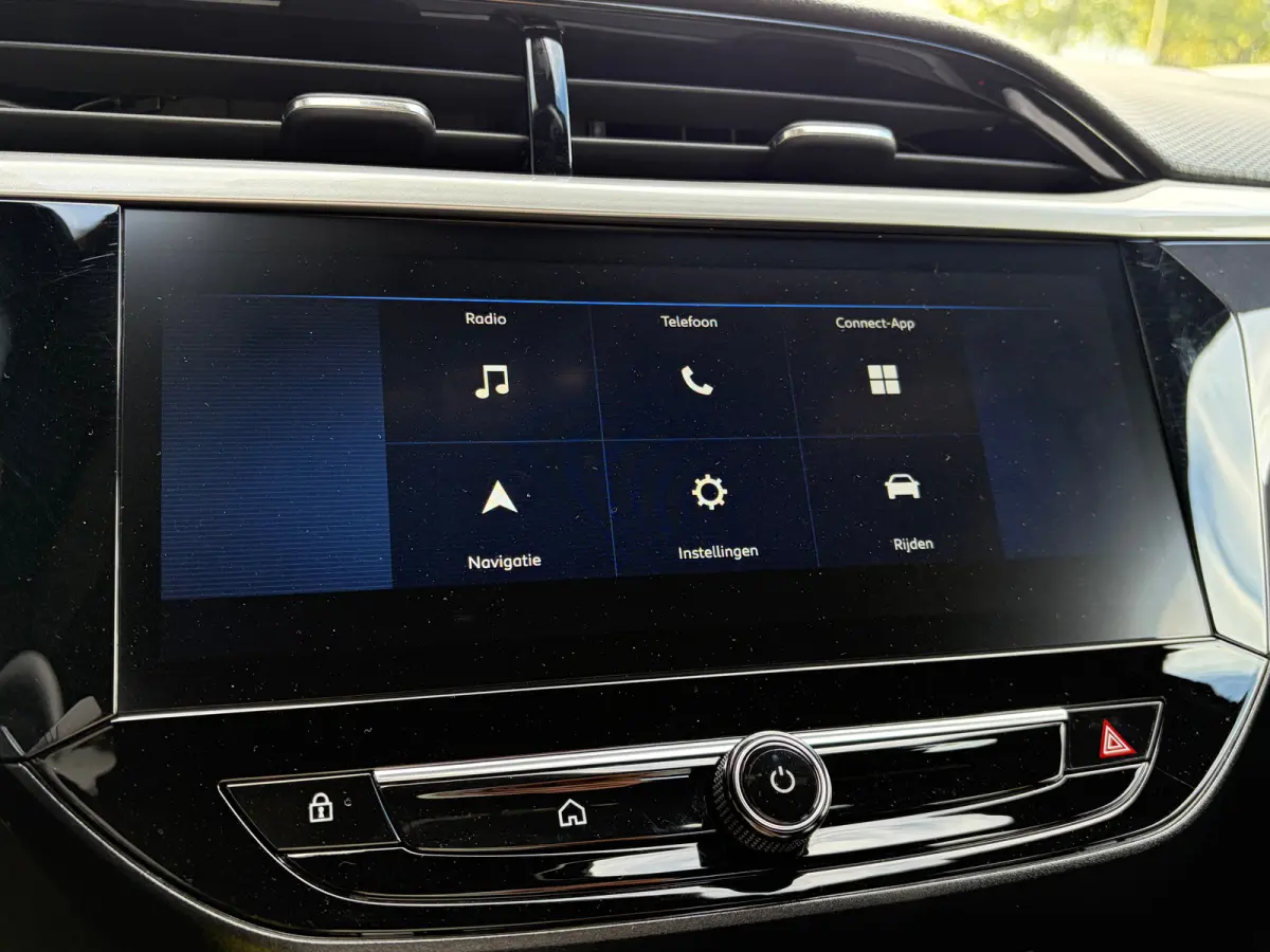 1.2 Turbo Hybrid 110 PK GS | DODEHOEK DETECTIE| CAMERA + PARKEERSENSOREN| APPLE CARPLAY/ANDROID AUTO| LED| DAB| SPORTSTOELEN| 16"LM-VELGEN| EERSTE EIGENAAR|