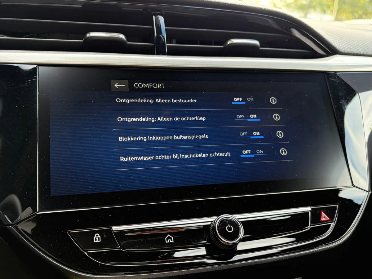 1.2 Turbo Hybrid 110 PK GS | DODEHOEK DETECTIE| CAMERA + PARKEERSENSOREN| APPLE CARPLAY/ANDROID AUTO| LED| DAB| SPORTSTOELEN| 16"LM-VELGEN| EERSTE EIGENAAR|