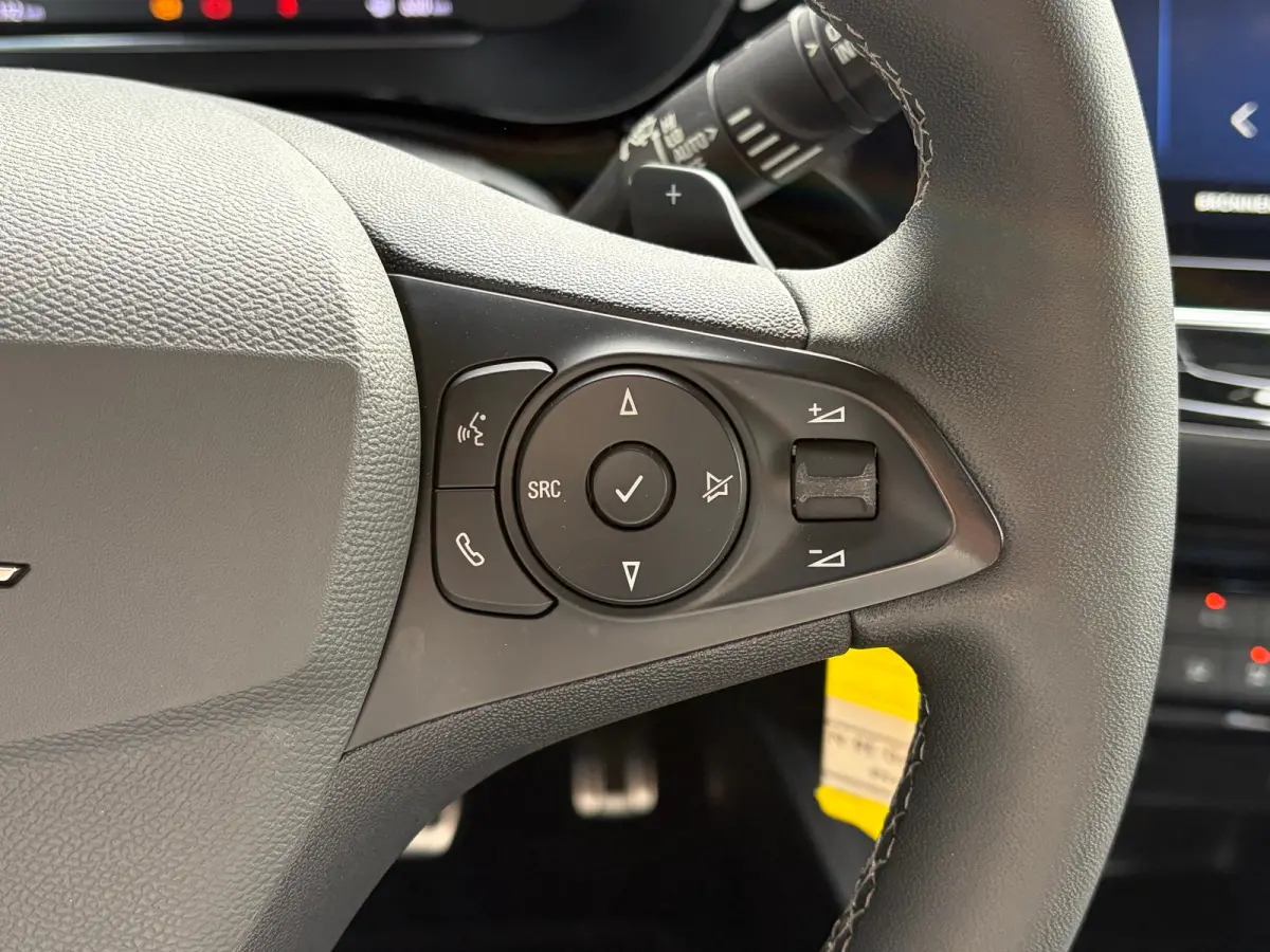 1.2 Turbo Hybrid 110 PK GS | DODEHOEK DETECTIE| CAMERA + PARKEERSENSOREN| APPLE CARPLAY/ANDROID AUTO| LED| DAB| SPORTSTOELEN| 16"LM-VELGEN| EERSTE EIGENAAR|