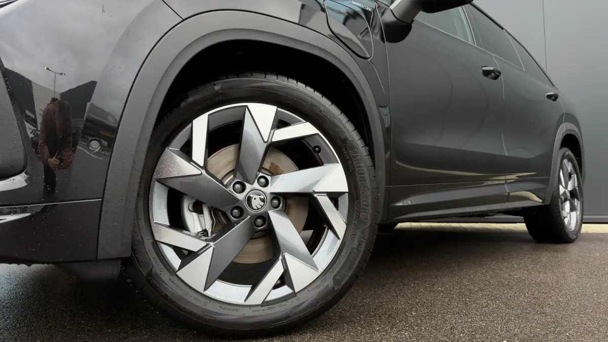 204pk 1.5 TSI PHEV Sportline Business | SOH: 100% | Panoramadak | Trekhaak | Adaptive Cruise | 360 Camera | 19" |