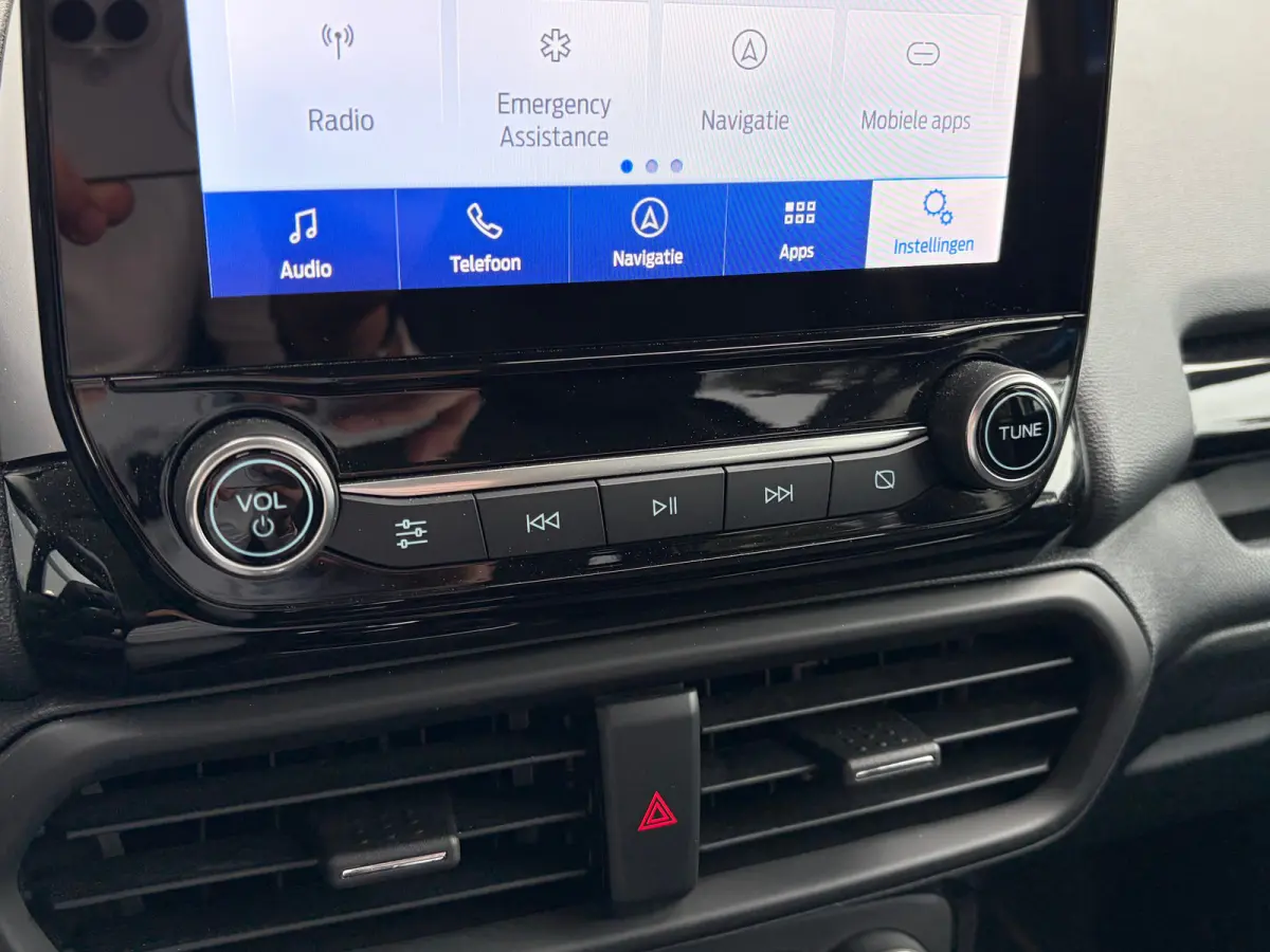 1.0 125 PK ST-Line X | STUUR, STOEL EN VOORRUITVERWARMING| B&O SOUND| HALF LEDER/HALF ALCANTARA BEKLEDING| KEYLESS ENTRY & START| FULL LED| NAVIGATIE| APPLE CARPLAY/ANDROID AUTO| CAMERA + PA
