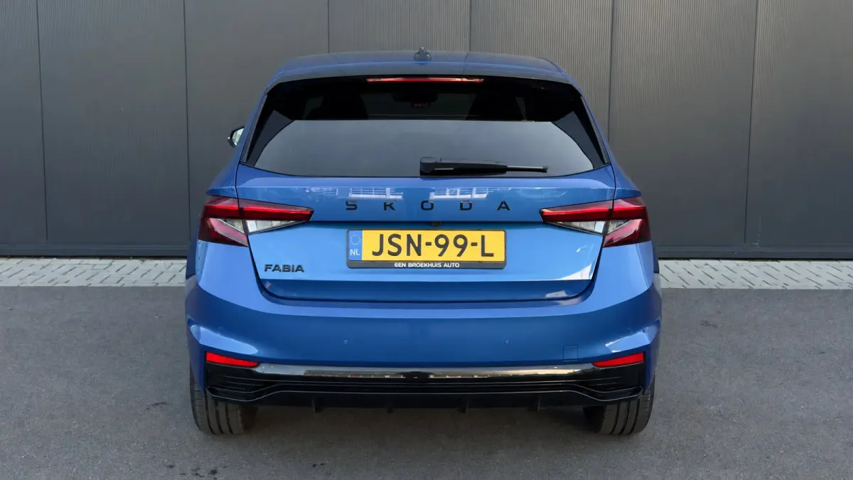 95pk 1.0 TSI Monte Carlo | Achteruitrijcamera | Cruise Control | Airco | Carplay | Verwamde Voorstoelen | 16" |