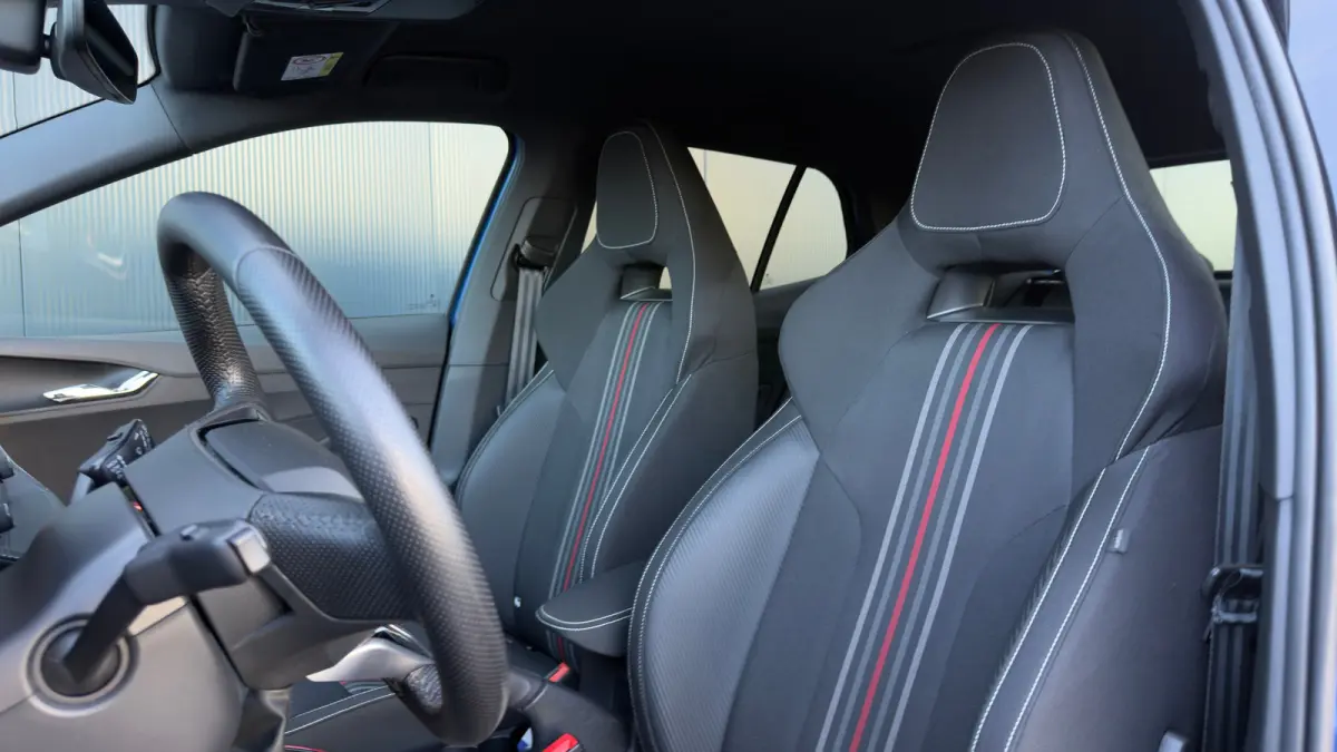 95pk 1.0 TSI Monte Carlo | Achteruitrijcamera | Cruise Control | Airco | Carplay | Verwamde Voorstoelen | 16" |