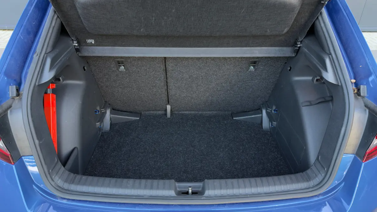 95pk 1.0 TSI Monte Carlo | Achteruitrijcamera | Cruise Control | Airco | Carplay | Verwamde Voorstoelen | 16" |