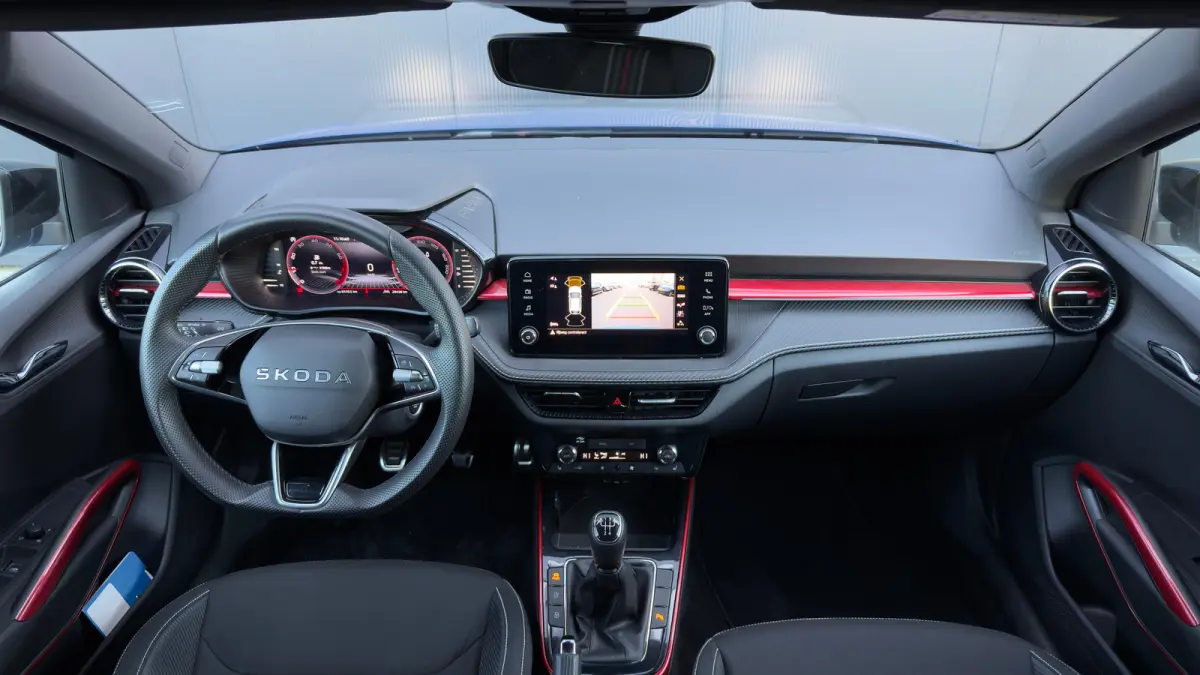 95pk 1.0 TSI Monte Carlo | Achteruitrijcamera | Cruise Control | Airco | Carplay | Verwamde Voorstoelen | 16" |