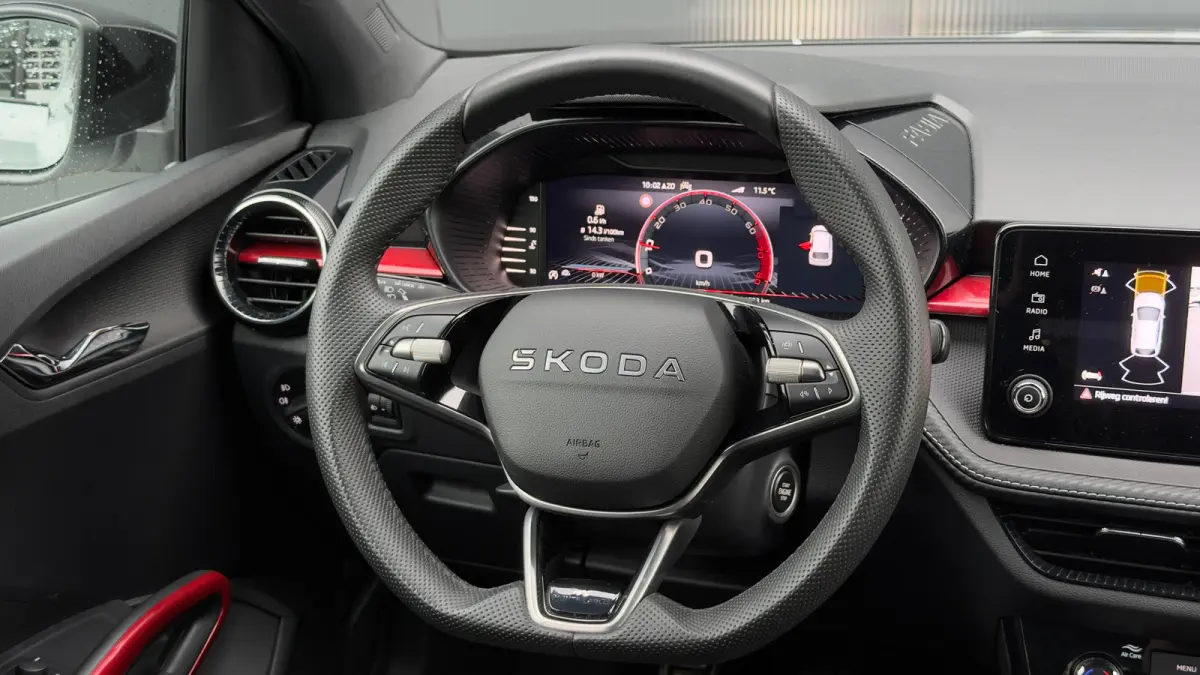 95pk 1.0 TSI Monte Carlo | Achteruitrijcamera | Cruise Control | Airco | Carplay | Verwamde Voorstoelen | 16" |