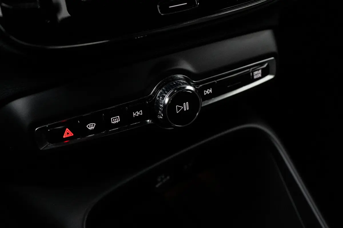 1.5 T5 R-Design | Trekhaak | Camera | Stuur/stoelverwarming | Memory | Harman/Kardon