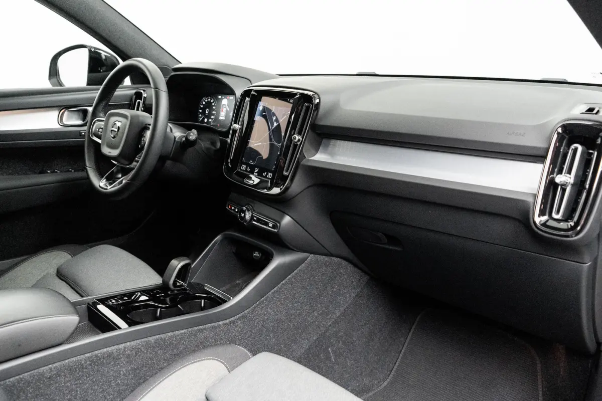 1.5 T5 R-Design | Trekhaak | Camera | Stuur/stoelverwarming | Memory | Harman/Kardon