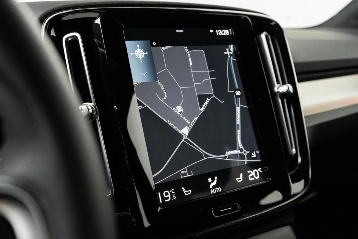 1.5 T5 R-Design | Trekhaak | Camera | Stuur/stoelverwarming | Memory | Harman/Kardon