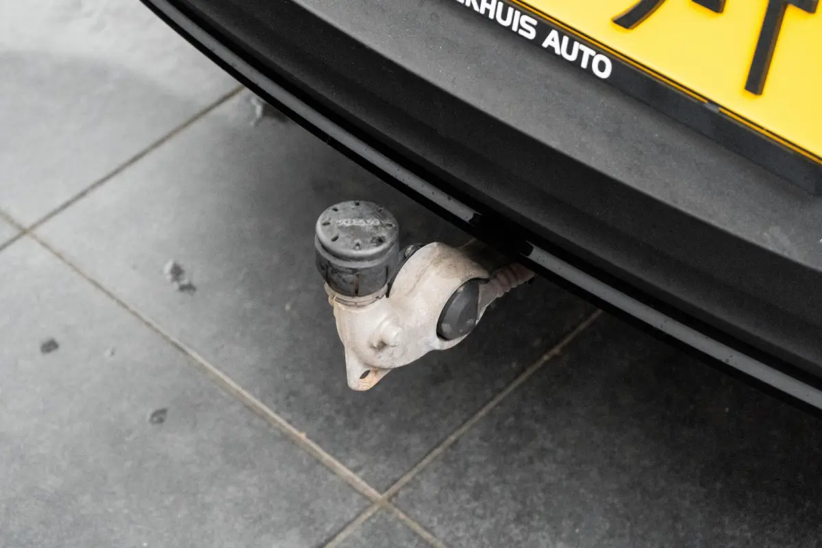 1.5 T5 R-Design | Trekhaak | Camera | Stuur/stoelverwarming | Memory | Harman/Kardon
