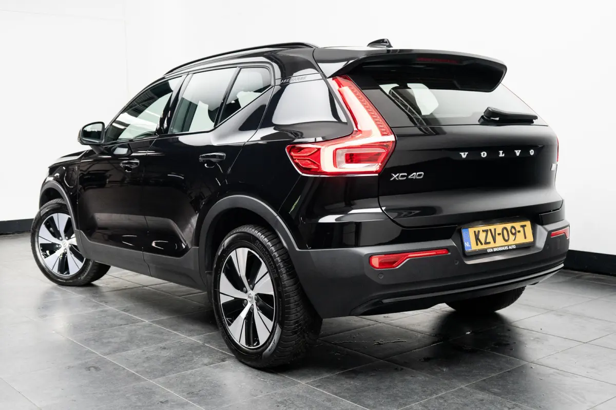 1.5 T5 R-Design | Trekhaak | Camera | Stuur/stoelverwarming | Memory | Harman/Kardon