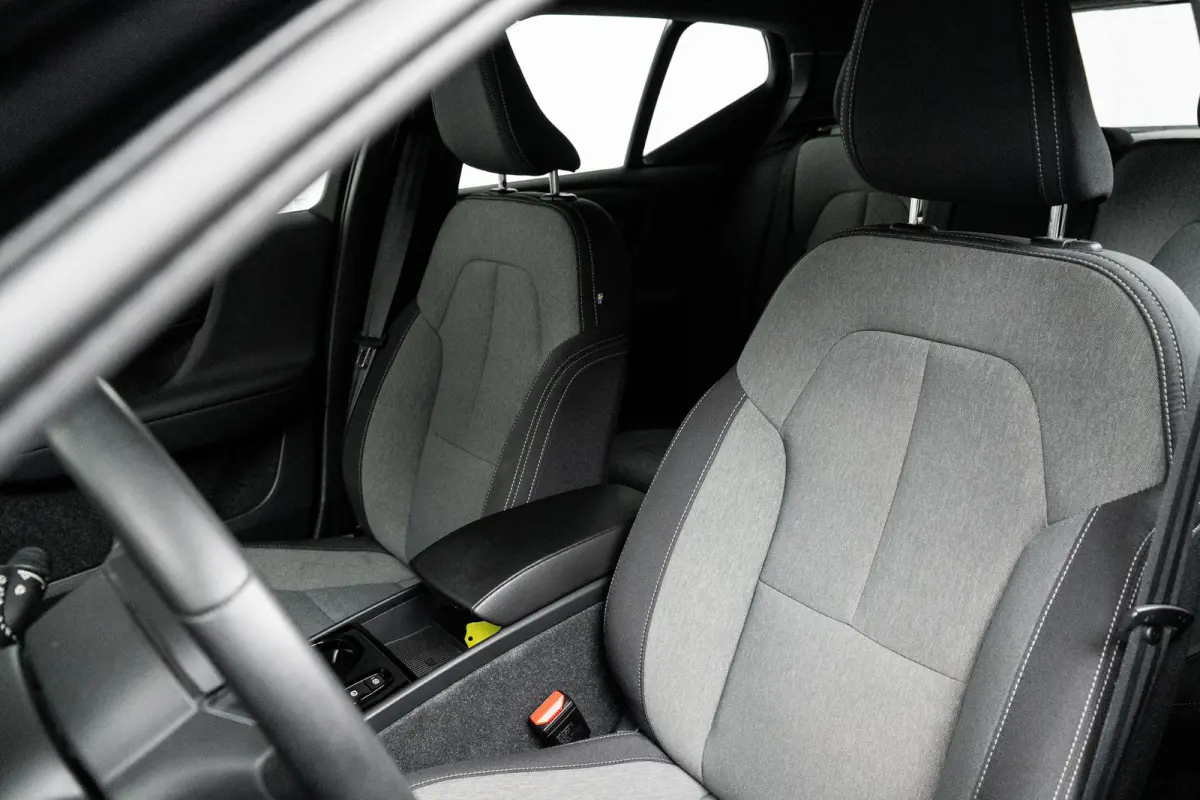 1.5 T5 R-Design | Trekhaak | Camera | Stuur/stoelverwarming | Memory | Harman/Kardon