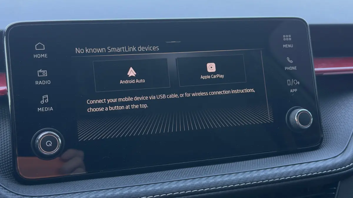 95pk 1.0 TSI Monte Carlo | Achteruitrijcamera | Cruise Control | Airco | Carplay | Verwamde Voorstoelen | 16" |