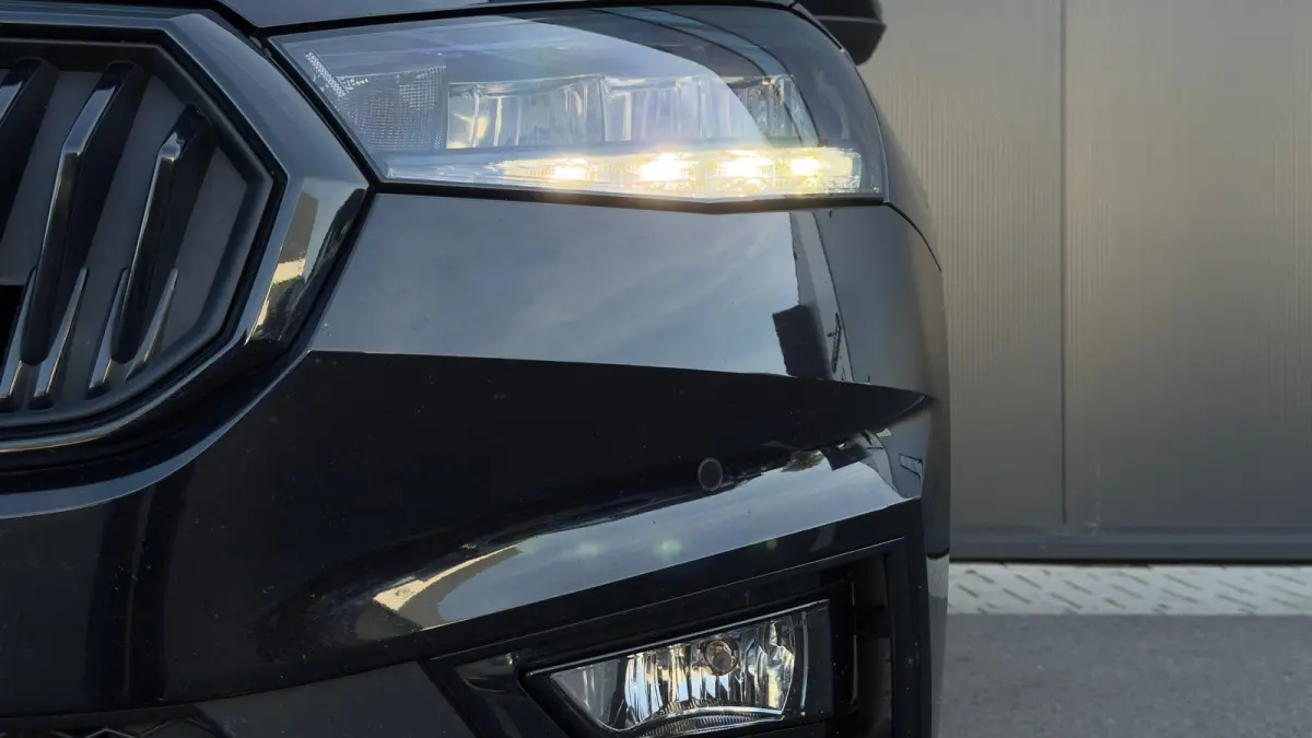 95pk 1.0 TSI Monte Carlo | Achteruitrijcamera | Cruise Control | Airco | Carplay | Verwamde Voorstoelen | 16" |