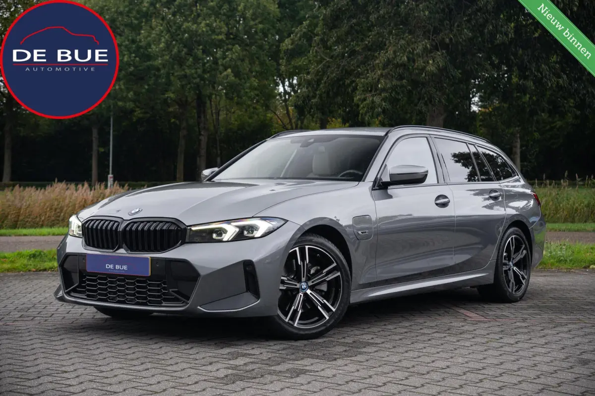 330e Facelift M-Sport|WideScreen|Org NL NAP|CarPlay|Leder|Harman & Kardon|2e Eig|Nieuwstaat|Dealer Onderhouden