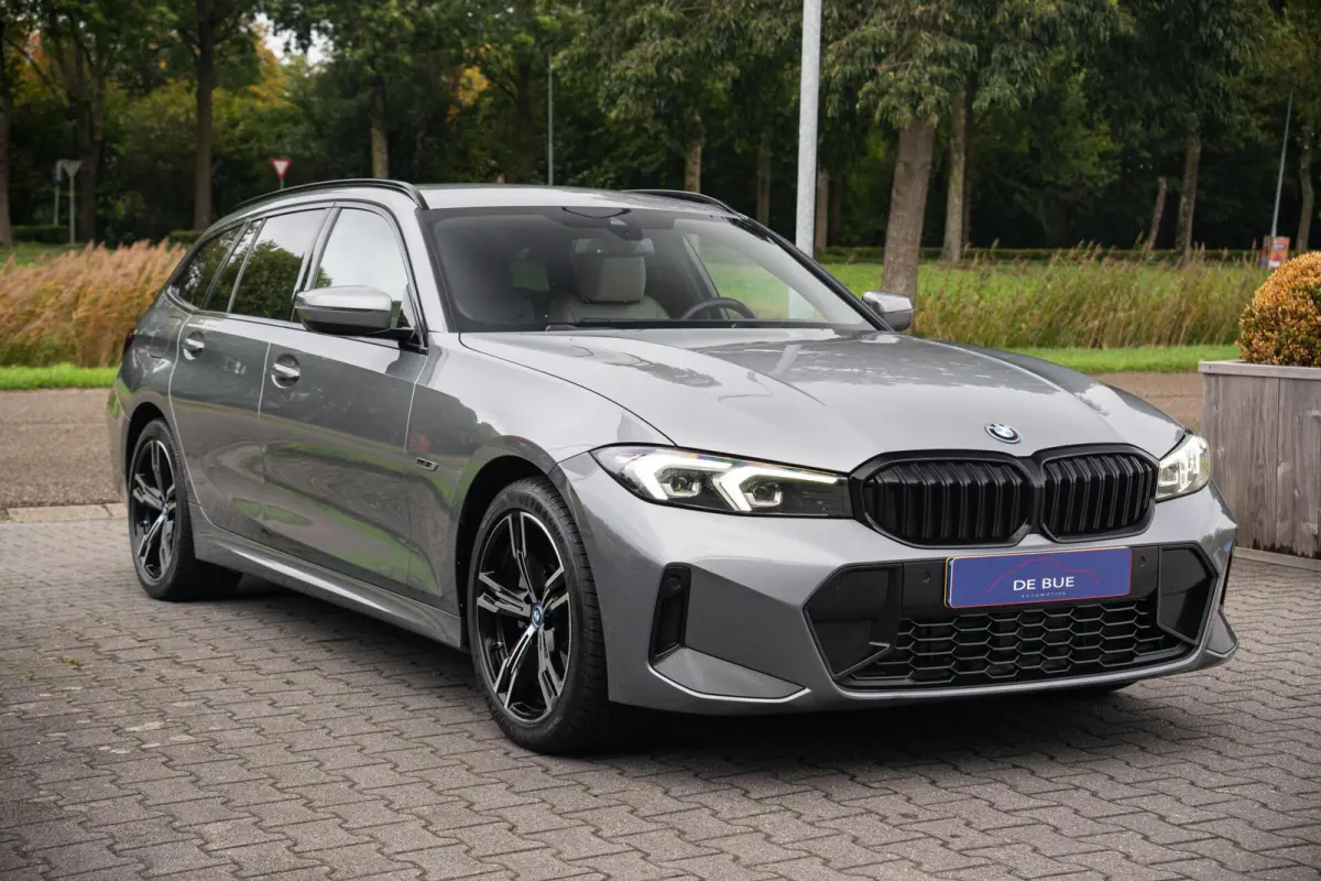 330e Facelift M-Sport|WideScreen|Org NL NAP|CarPlay|Leder|Harman & Kardon|2e Eig|Nieuwstaat|Dealer Onderhouden