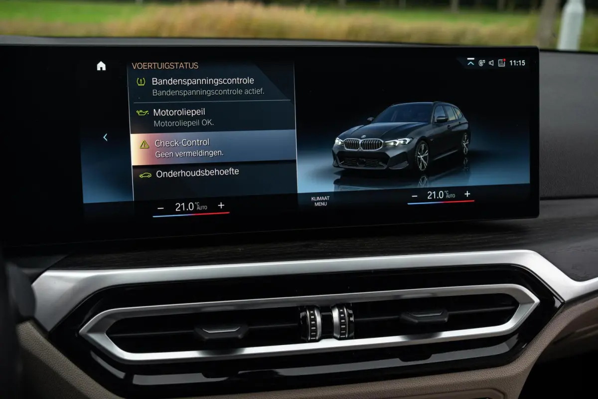 330e Facelift M-Sport|WideScreen|Org NL NAP|CarPlay|Leder|Harman & Kardon|2e Eig|Nieuwstaat|Dealer Onderhouden
