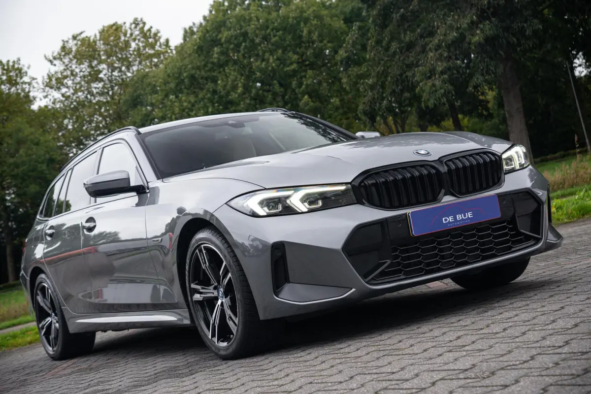 330e Facelift M-Sport|WideScreen|Org NL NAP|CarPlay|Leder|Harman & Kardon|2e Eig|Nieuwstaat|Dealer Onderhouden