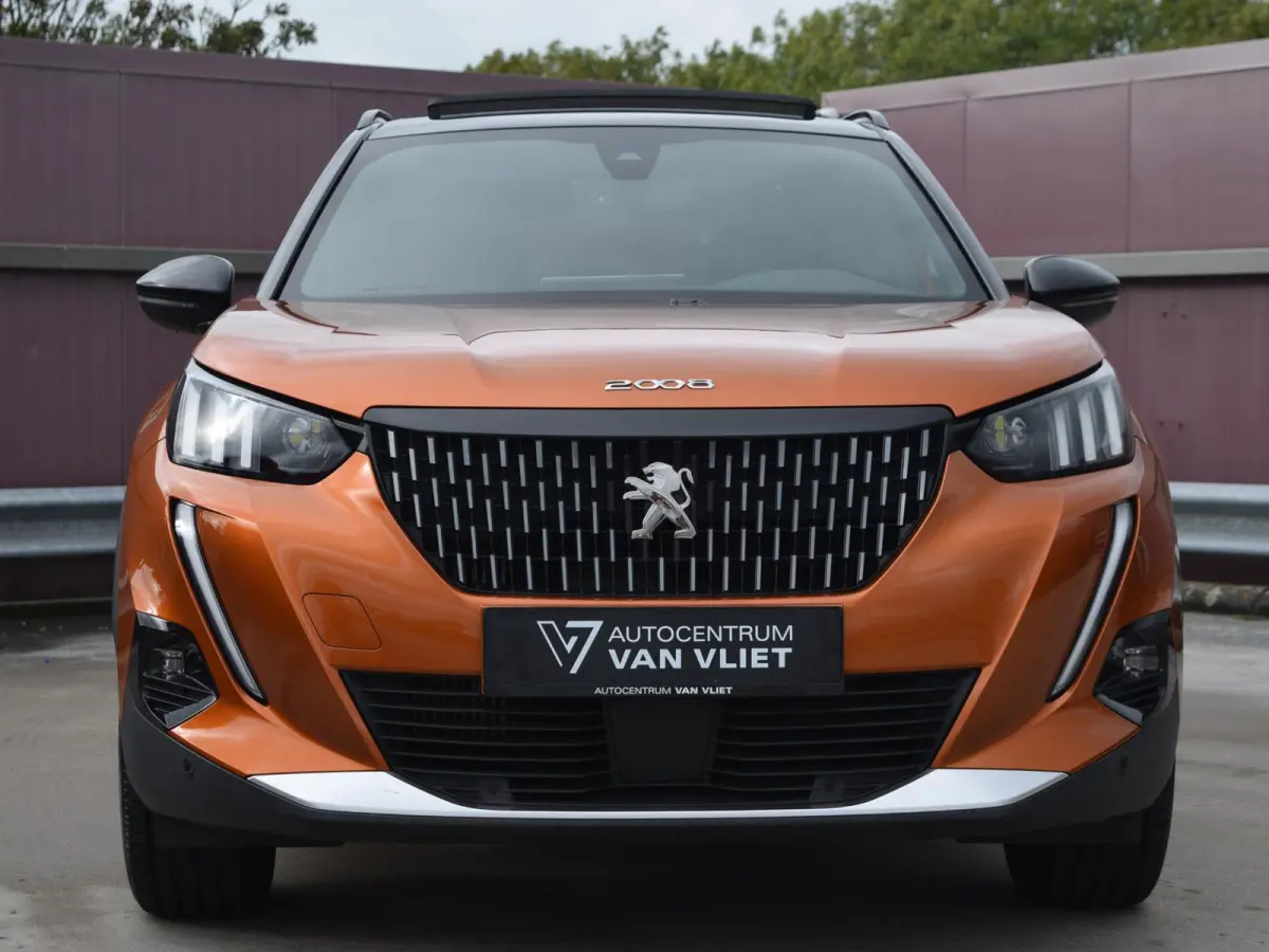 1.2 PureTech GT-Line | AUTOMAAT | 130 PK | SCHUIF / KANTELDAK | PARKEERSENSOREN MET CAMERA | 49.563 KM