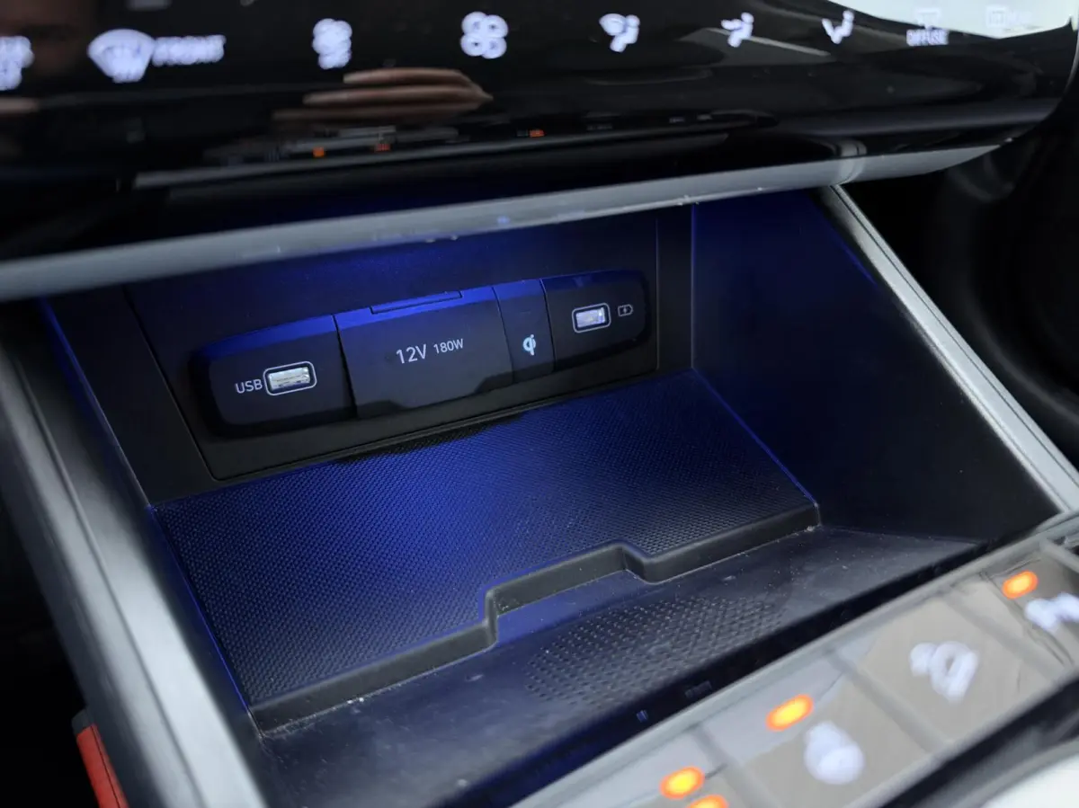 1.6 T-GDI HEV Premium|NL-Auto|Navi|Leder|LED