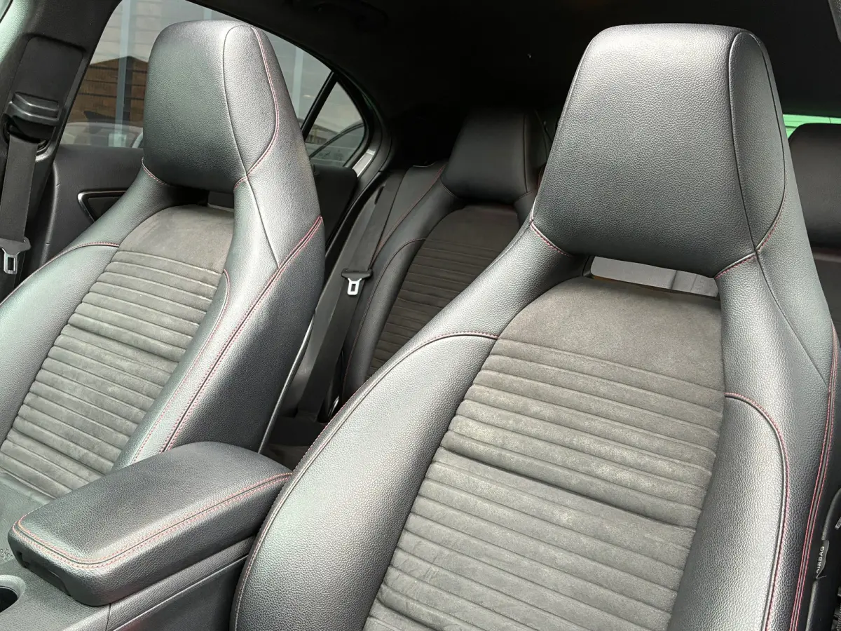 180 AMG Night Edition Plus|Automaat|Panoramadak|Camera|Navigatie|PDC|Airco|CruiseControl|Nieuwe APK|