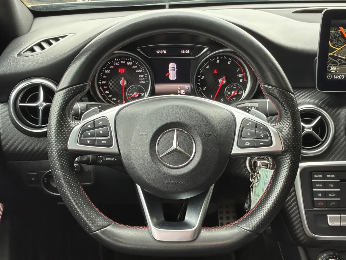 180 AMG Night Edition Plus|Automaat|Panoramadak|Camera|Navigatie|PDC|Airco|CruiseControl|Nieuwe APK|