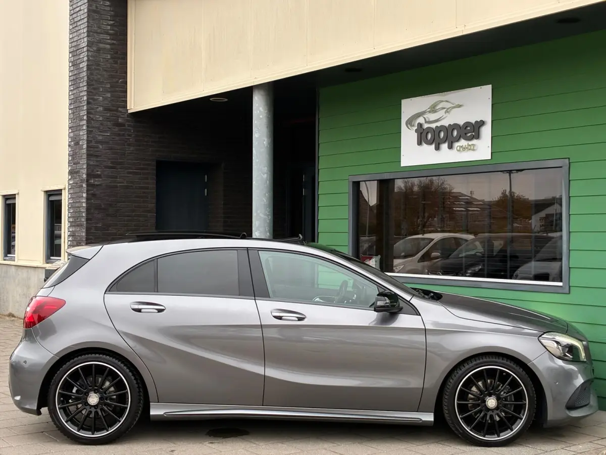 180 AMG Night Edition Plus|Automaat|Panoramadak|Camera|Navigatie|PDC|Airco|CruiseControl|Nieuwe APK|