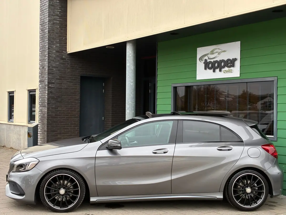 180 AMG Night Edition Plus|Automaat|Panoramadak|Camera|Navigatie|PDC|Airco|CruiseControl|Nieuwe APK|