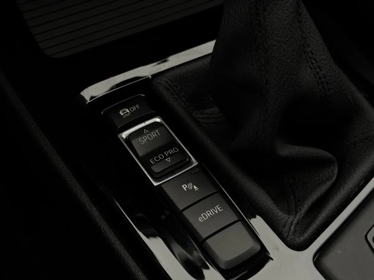 xDrive25e eDrive Edition Led, Pano, Memory, Climat..