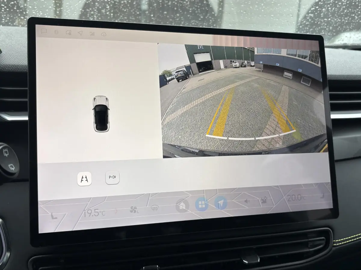 1.5 Core FABRIEKSGARANTIE T/M 2030!!! | ACHTERUITRIJ CAMERA | APPLE CARPLAY / ANDROID AUTO | KEYLESS ENTRY | STOELVERWARMING |