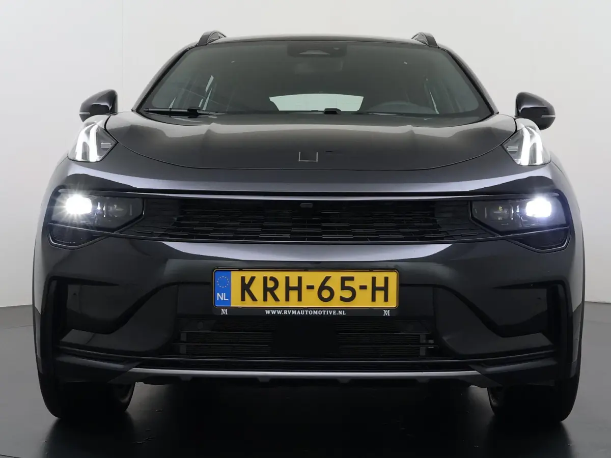 1.5 Core FABRIEKSGARANTIE T/M 2030!!! | ACHTERUITRIJ CAMERA | APPLE CARPLAY / ANDROID AUTO | KEYLESS ENTRY | STOELVERWARMING |