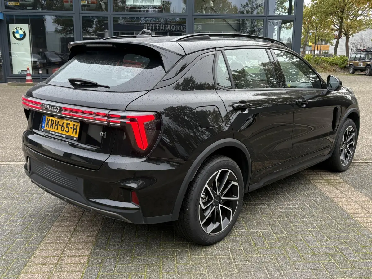 1.5 Core FABRIEKSGARANTIE T/M 2030!!! | ACHTERUITRIJ CAMERA | APPLE CARPLAY / ANDROID AUTO | KEYLESS ENTRY | STOELVERWARMING |