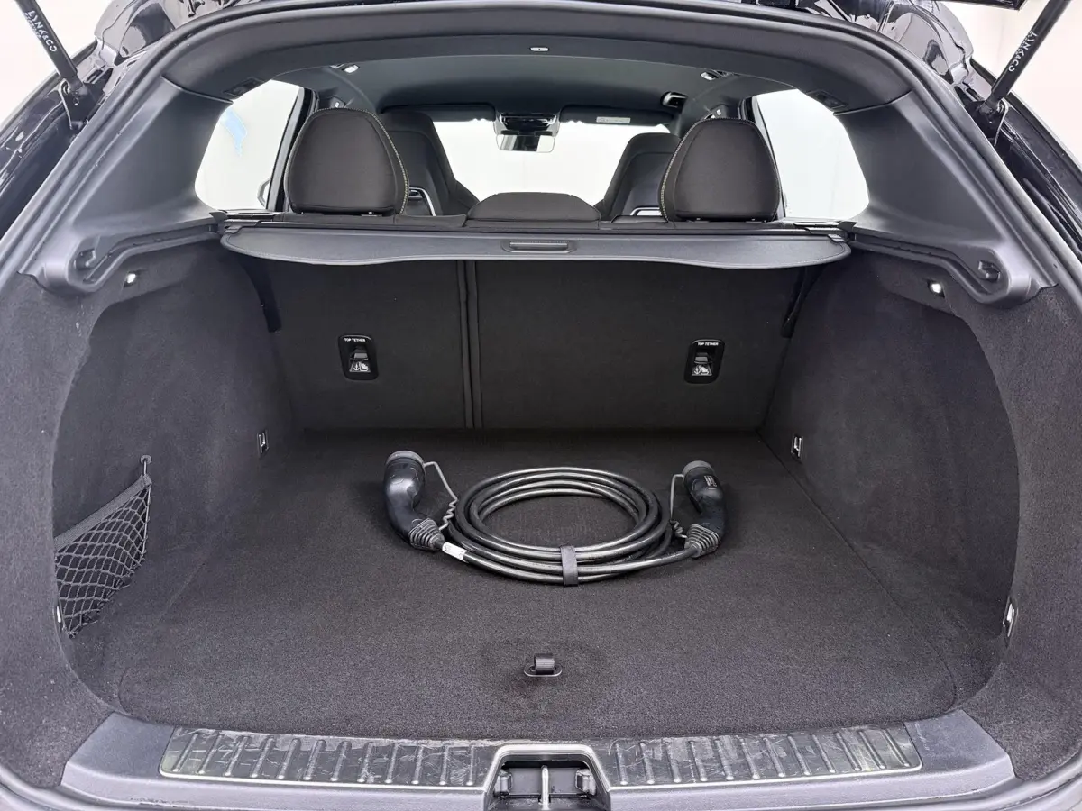 1.5 Core FABRIEKSGARANTIE T/M 2030!!! | ACHTERUITRIJ CAMERA | APPLE CARPLAY / ANDROID AUTO | KEYLESS ENTRY | STOELVERWARMING |