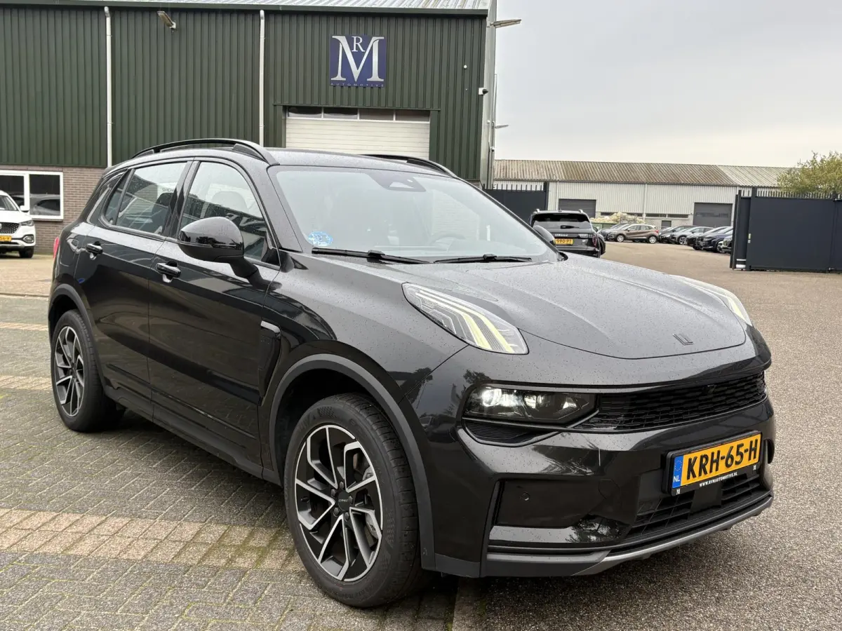 1.5 Core FABRIEKSGARANTIE T/M 2030!!! | ACHTERUITRIJ CAMERA | APPLE CARPLAY / ANDROID AUTO | KEYLESS ENTRY | STOELVERWARMING |
