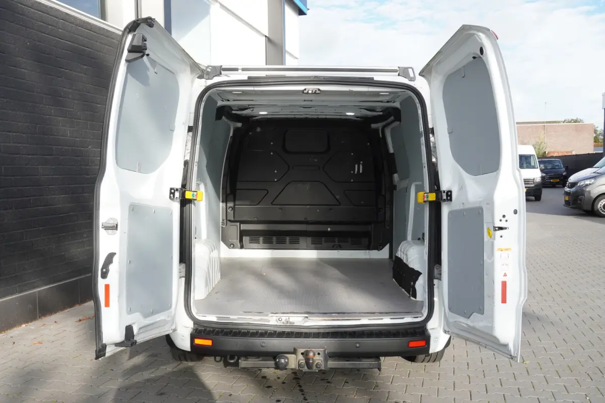 2.0 TDCI EURO 6 -  Airco - Navi - Cruise - €13.900,- Excl.