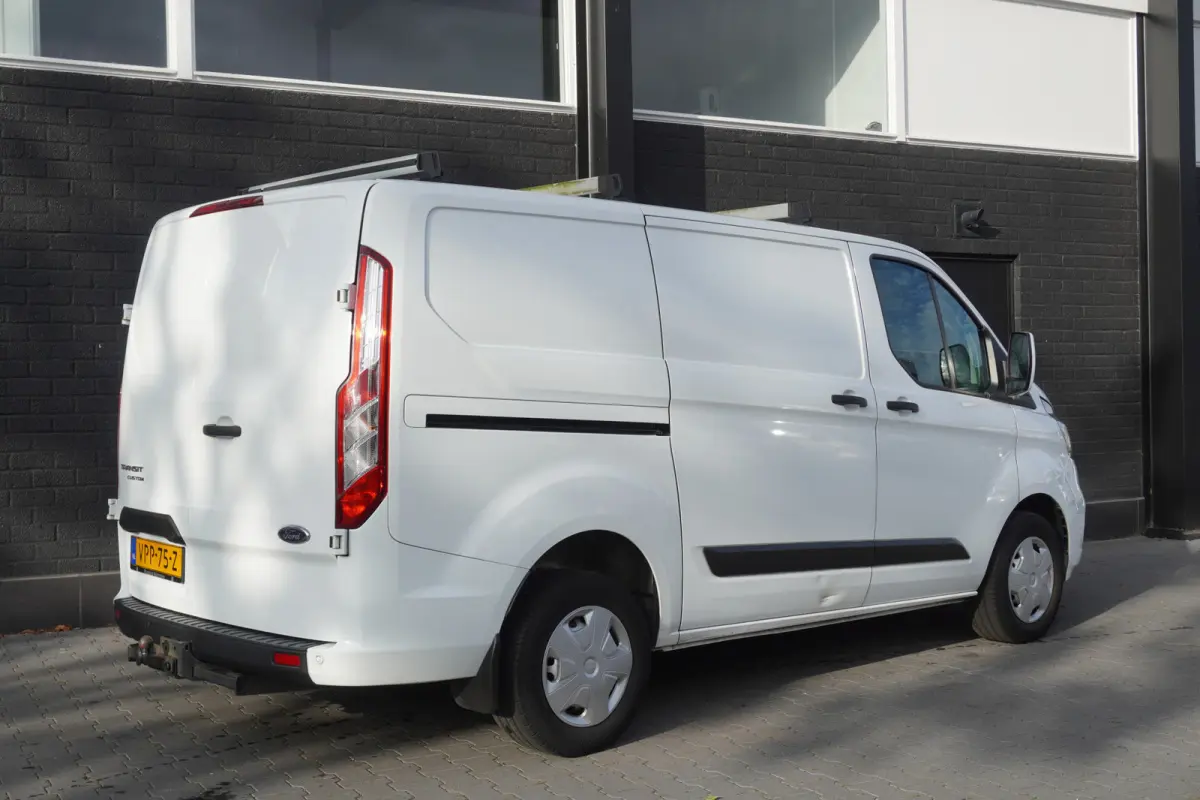 2.0 TDCI EURO 6 -  Airco - Navi - Cruise - €13.900,- Excl.