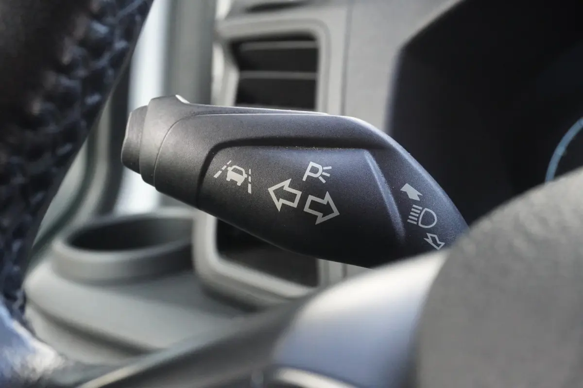 2.0 TDCI EURO 6 -  Airco - Navi - Cruise - €13.900,- Excl.